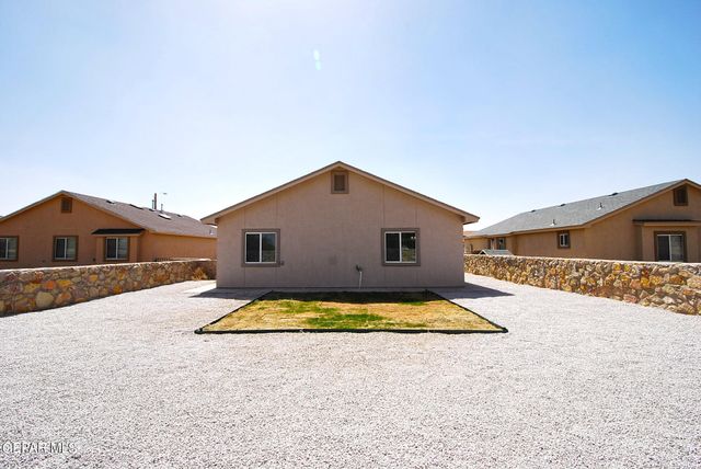 610 VILLAS DEL VALLE Drive, Socorro, TX 79927