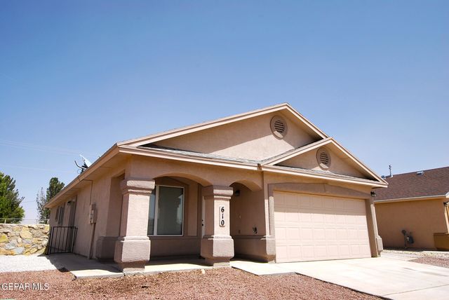 610 VILLAS DEL VALLE Drive, Socorro, TX 79927