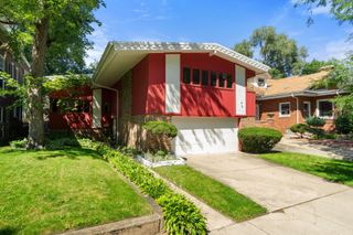 6822 S Cregier Avenue, Chicago, IL 60649