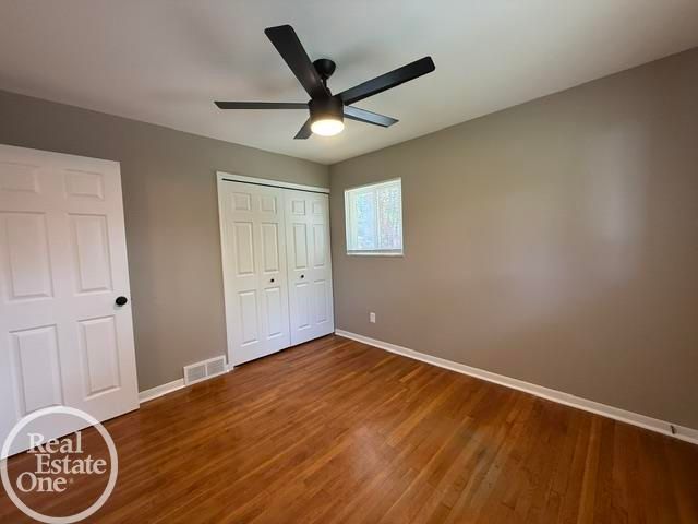 27550 E Schiller Street, Chesterfield Twp, MI 48047