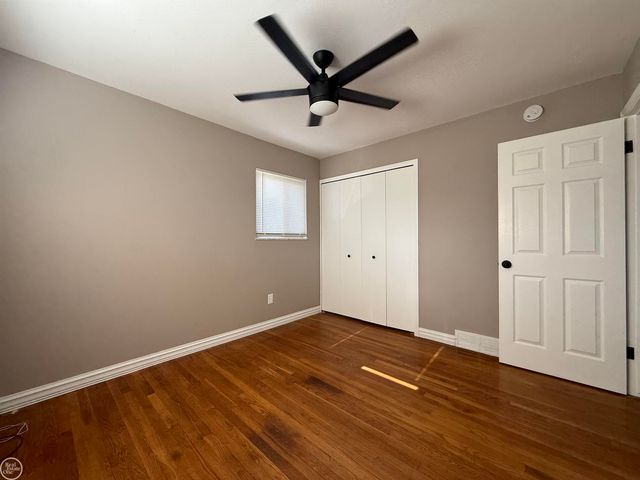 27550 E Schiller Street, Chesterfield Twp, MI 48047