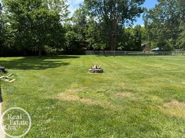 27550 E Schiller Street, Chesterfield Twp, MI 48047