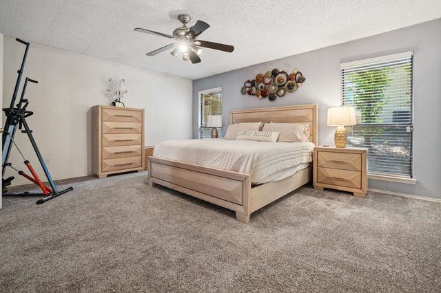 824 Cherlynne Drive, Cedar Hill, TX 75104