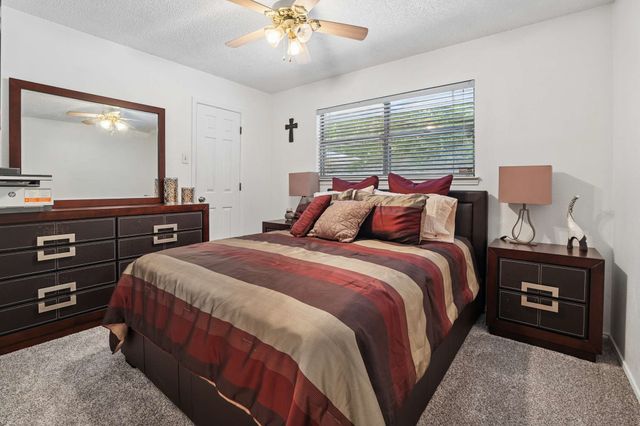 824 Cherlynne Drive, Cedar Hill, TX 75104