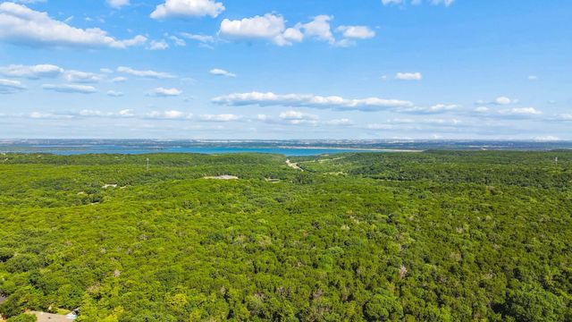 824 Cherlynne Drive, Cedar Hill, TX 75104