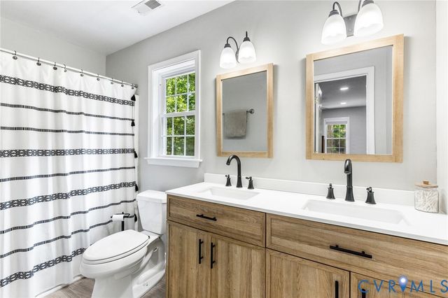 13261 Derryveach Dr, Chesterfield, VA 23832