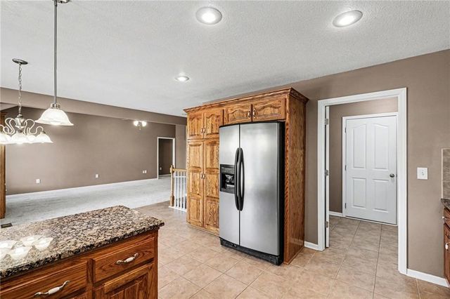 10208 N Spruce Avenue, Kansas City, MO 64156