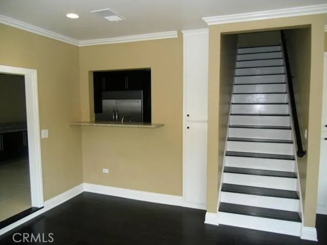 6225 Melvin Avenue, Tarzana, CA 91335