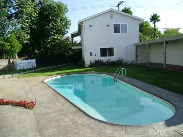 6225 Melvin Avenue, Tarzana, CA 91335