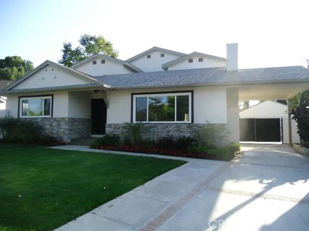 6225 Melvin Avenue, Tarzana, CA 91335
