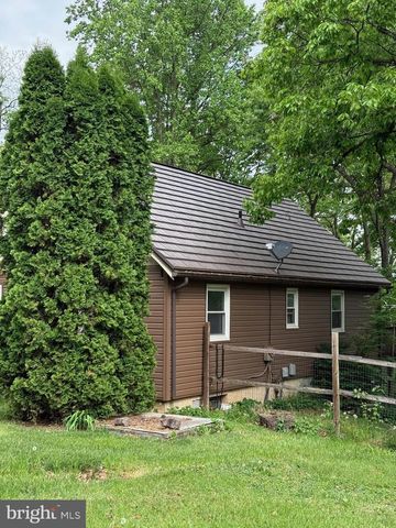 2295 LAUREL RIDGE RD, Narvon, PA 17555