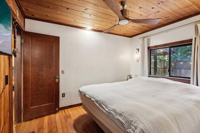 421 Hillside Dr., Boulder Creek, CA 95006