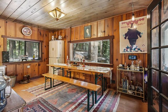 421 Hillside Dr., Boulder Creek, CA 95006