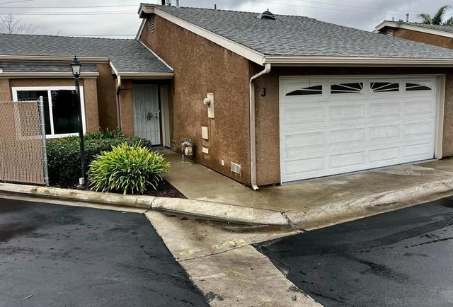 655 E Washington Ave J, El Cajon, CA 92020