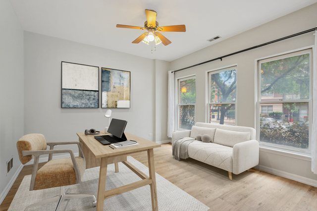 1512 S Halsted Street, Chicago, IL 60607