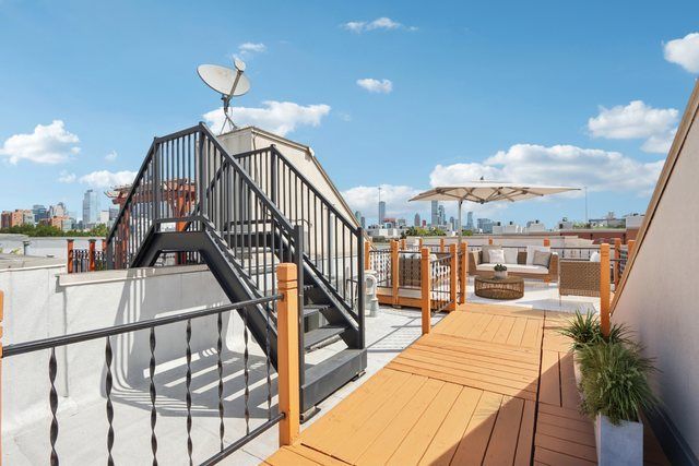 1512 S Halsted Street, Chicago, IL 60607