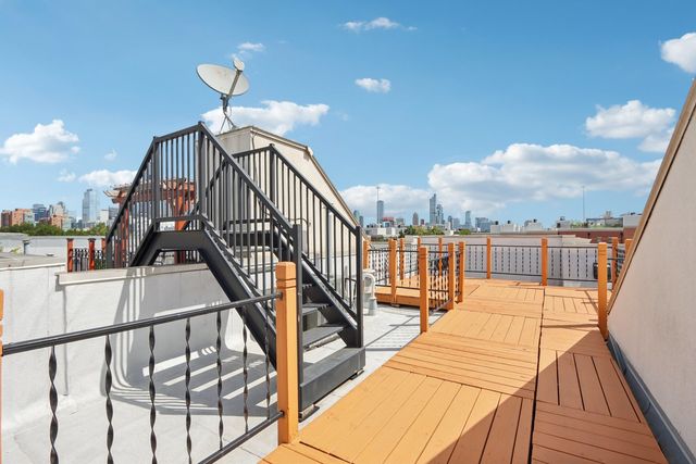 1512 S Halsted Street, Chicago, IL 60607