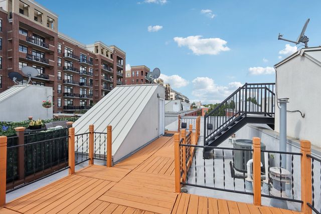 1512 S Halsted Street, Chicago, IL 60607