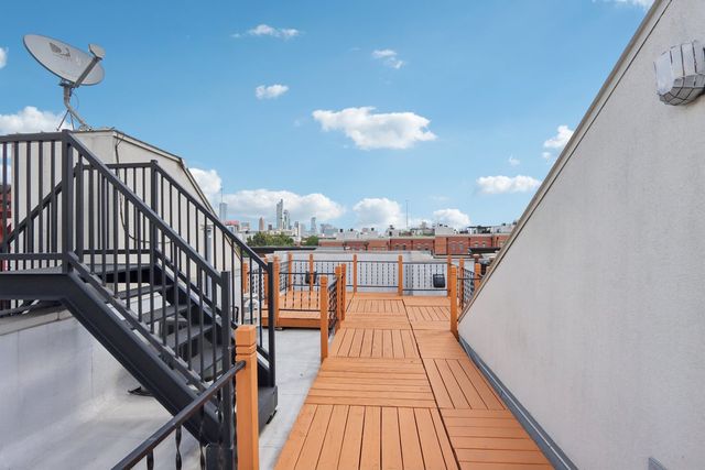 1512 S Halsted Street, Chicago, IL 60607