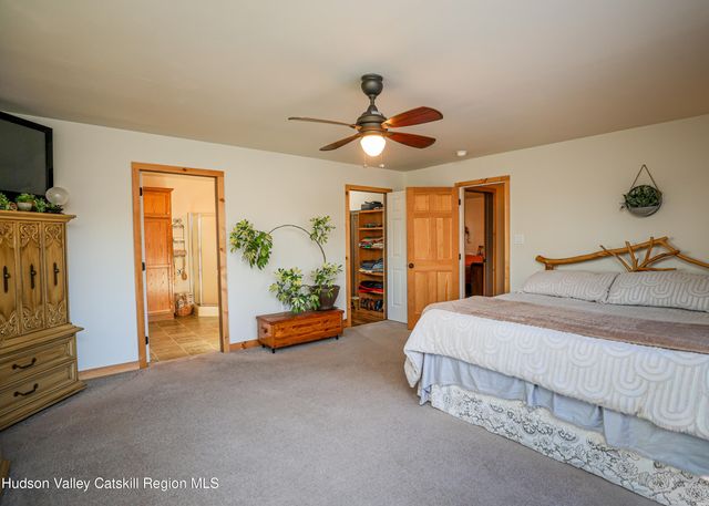 60 John Shults Road, Saugerties, NY 12477