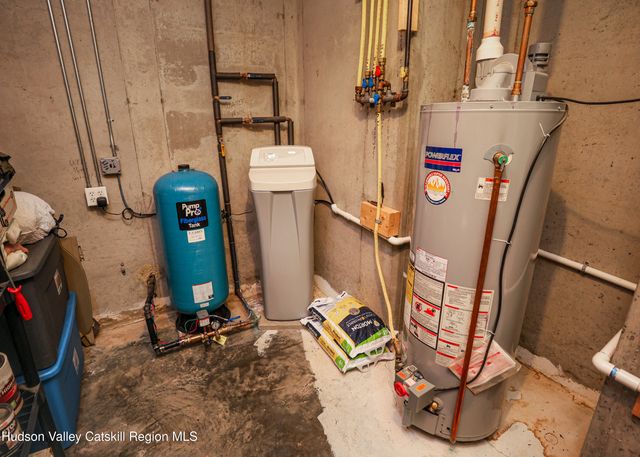 60 John Shults Road, Saugerties, NY 12477