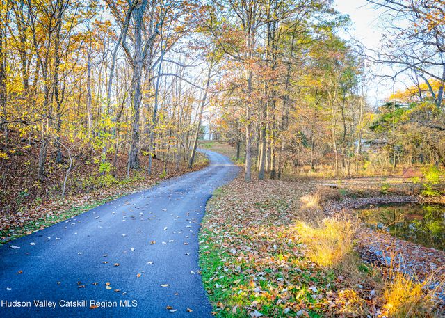 60 John Shults Road, Saugerties, NY 12477