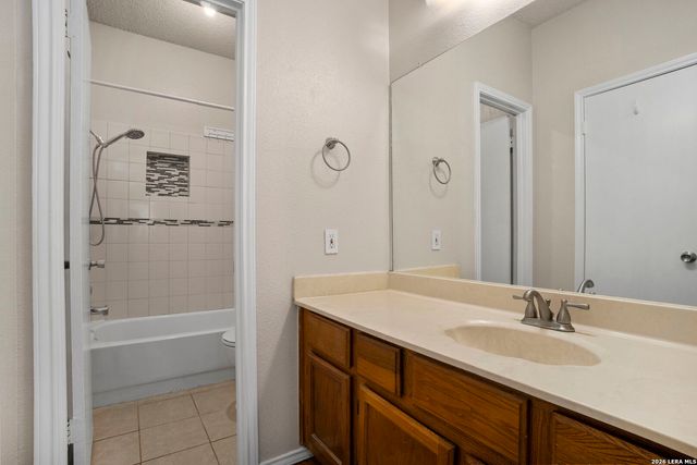 5891 Spring Grn, San Antonio, TX 78247