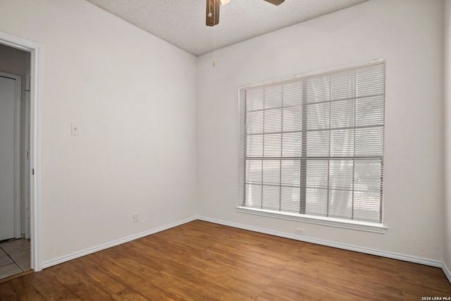 5891 Spring Grn, San Antonio, TX 78247