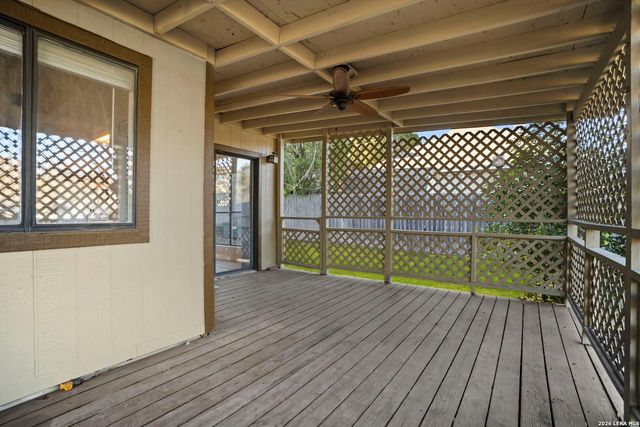 5891 Spring Grn, San Antonio, TX 78247