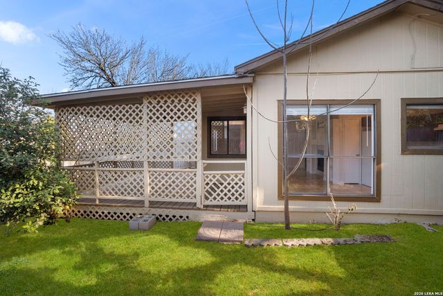 5891 Spring Grn, San Antonio, TX 78247