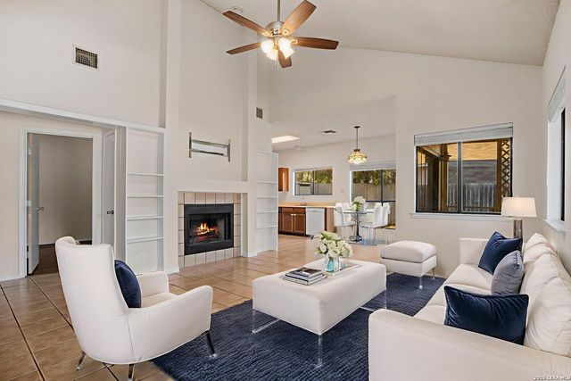 5891 Spring Grn, San Antonio, TX 78247