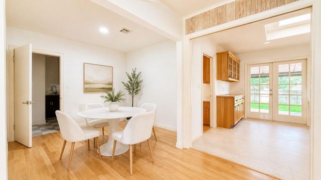 405 Ridgewood RD, Austin, TX 78746