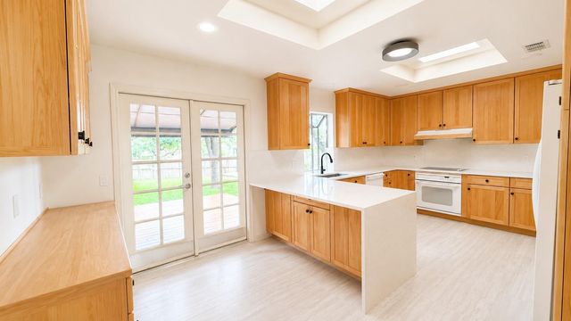 405 Ridgewood RD, Austin, TX 78746