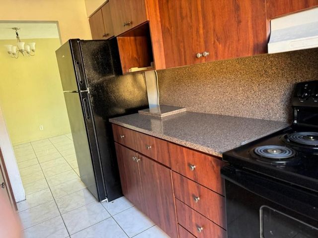 1230 NE 136th Terrace, North Miami, FL 33161