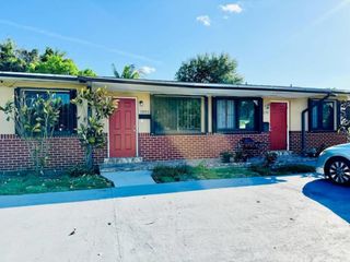 1230 NE 136th Terrace, North Miami, FL 33161