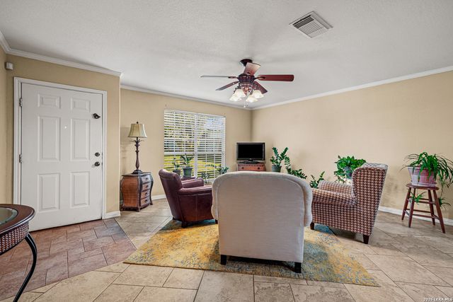 9302 Laurens, San Antonio, TX 78250