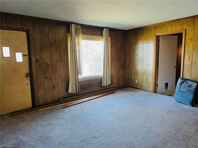 1500 Lees Chapel Road, Greensboro, NC 27405