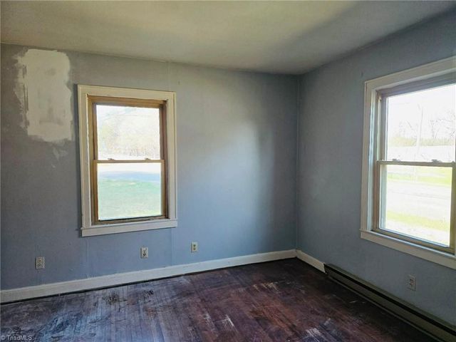 1500 Lees Chapel Road, Greensboro, NC 27405