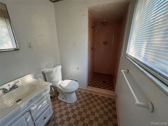 23131 Beverly Street, Oak Park, MI 48237