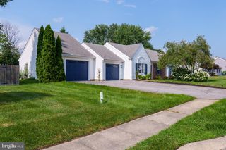 155 COOPERS DR, Newark, DE 19702