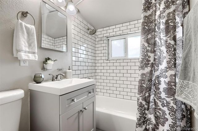 4172 S Eliot Street, Englewood, CO 80110