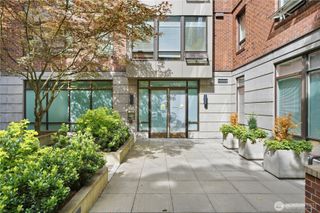 4547 8th Avenue NE #311, Seattle, WA 98105