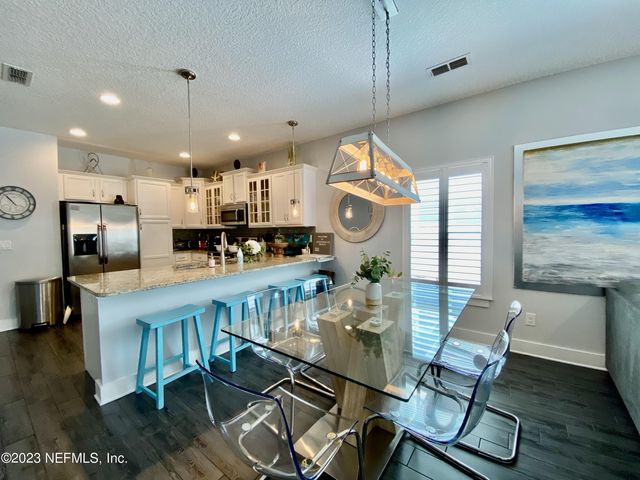 420 5TH Avenue S, Jacksonville Beach, FL 32250
