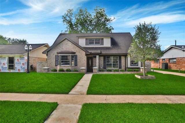 9411 Roos Road, Houston, TX 77036