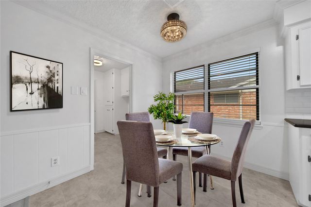 9411 Roos Road, Houston, TX 77036