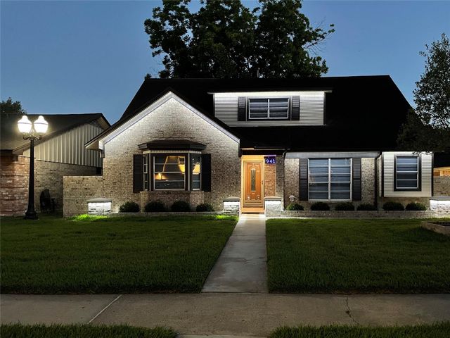 9411 Roos Road, Houston, TX 77036