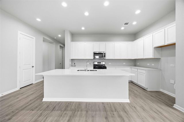 2717 Mackinac Bay Drive, La Marque, TX 77568
