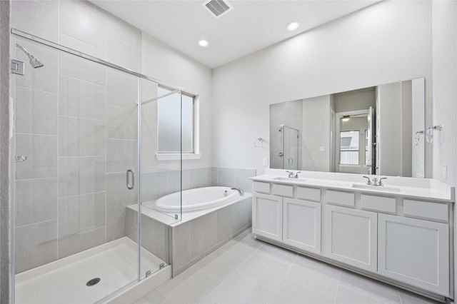 2717 Mackinac Bay Drive, La Marque, TX 77568