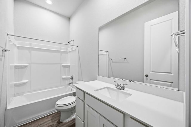 2717 Mackinac Bay Drive, La Marque, TX 77568