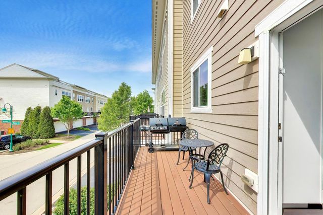 3545 Mulligan Drive, Woodridge, IL 60517